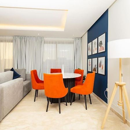 Modern 2Br Retreat In Marina Sale Luxury Living Lägenhet Hajja Exteriör bild